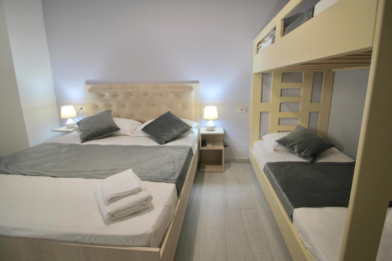 Vision 4 Ksamil Villa Apartments And Rooms Exterior foto